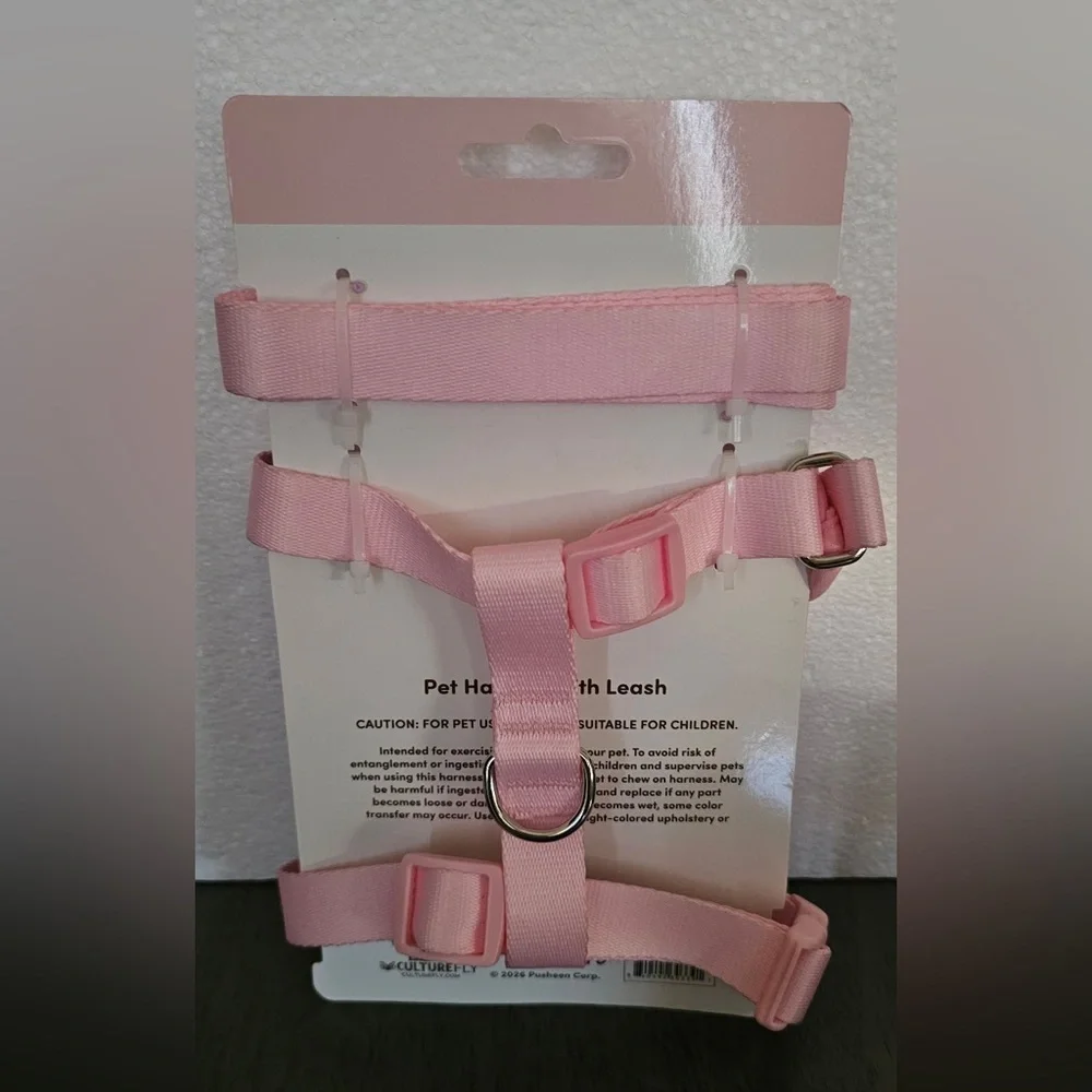 Pusheen Gift Set w/Harness & Leash Set, Figurine, Decals and Bowl